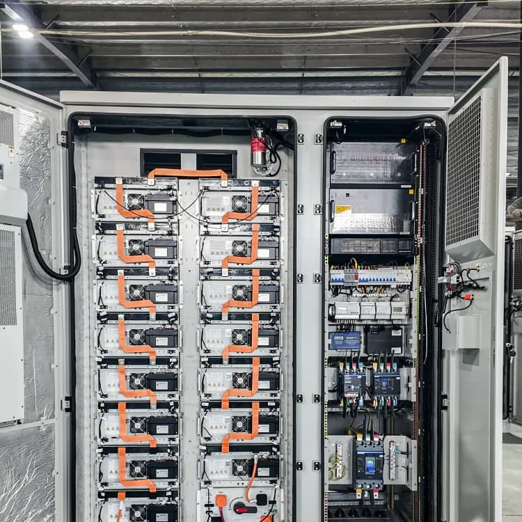 Customization of Smart Photovoltaic Energy Storage Containers for Oil Refineries